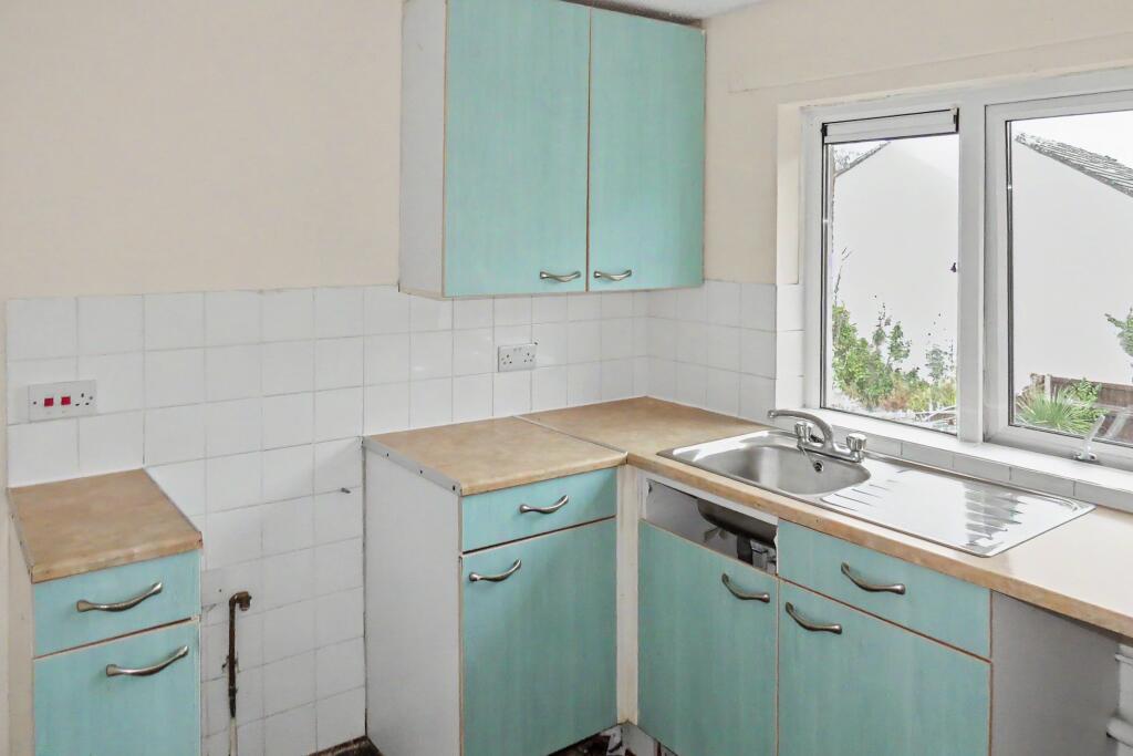Apartment in Preston - More