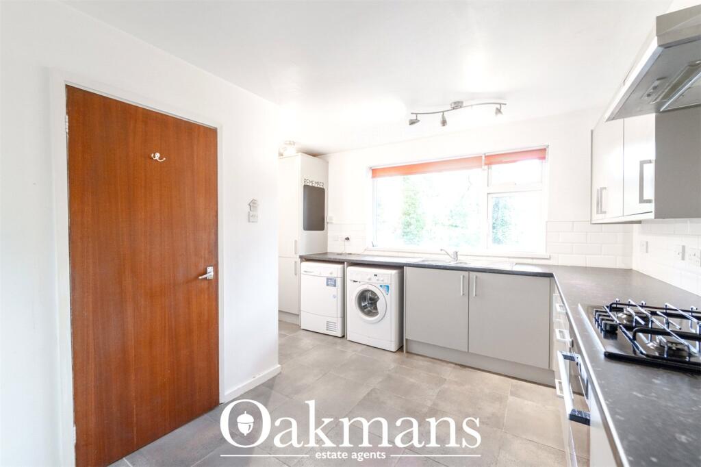 Apartment in Birmingham, Selly Park - View 3