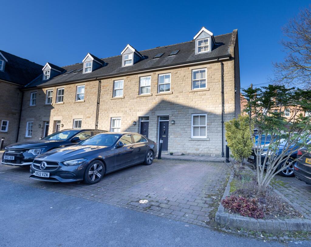 Main image of property: Denison Hall,  Hanover Square, Leeds