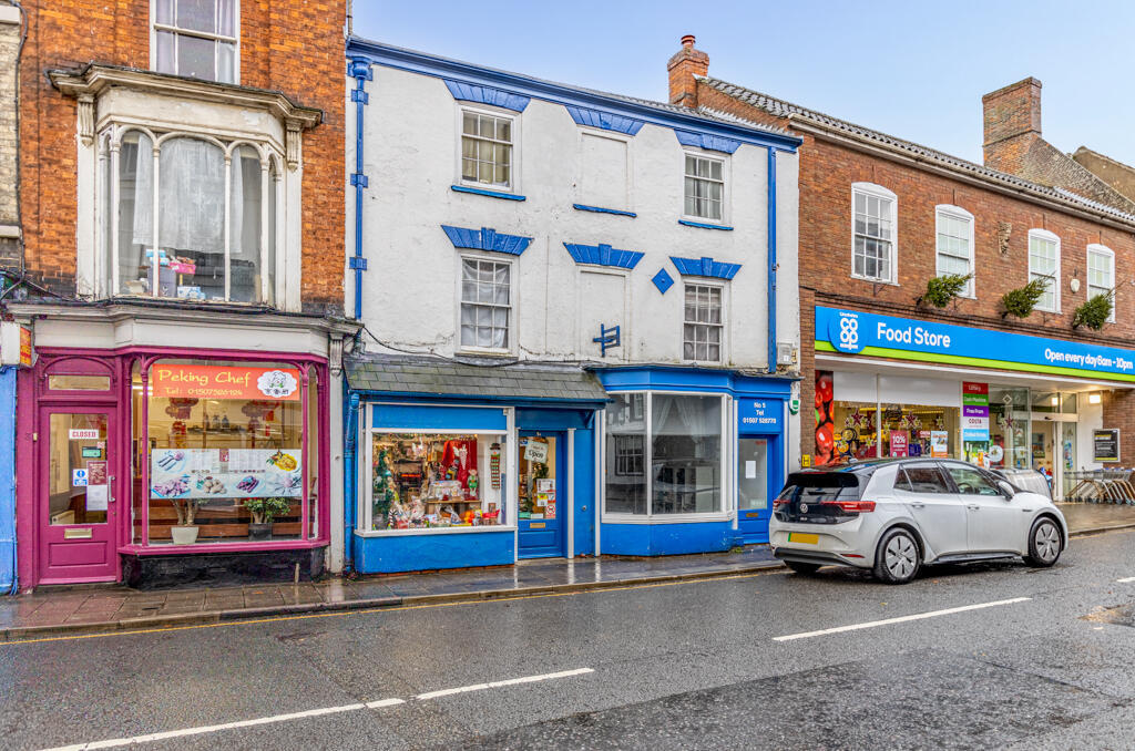 Main image of property: High Street, Horncastle, Lincolnshire, LN9 5HP