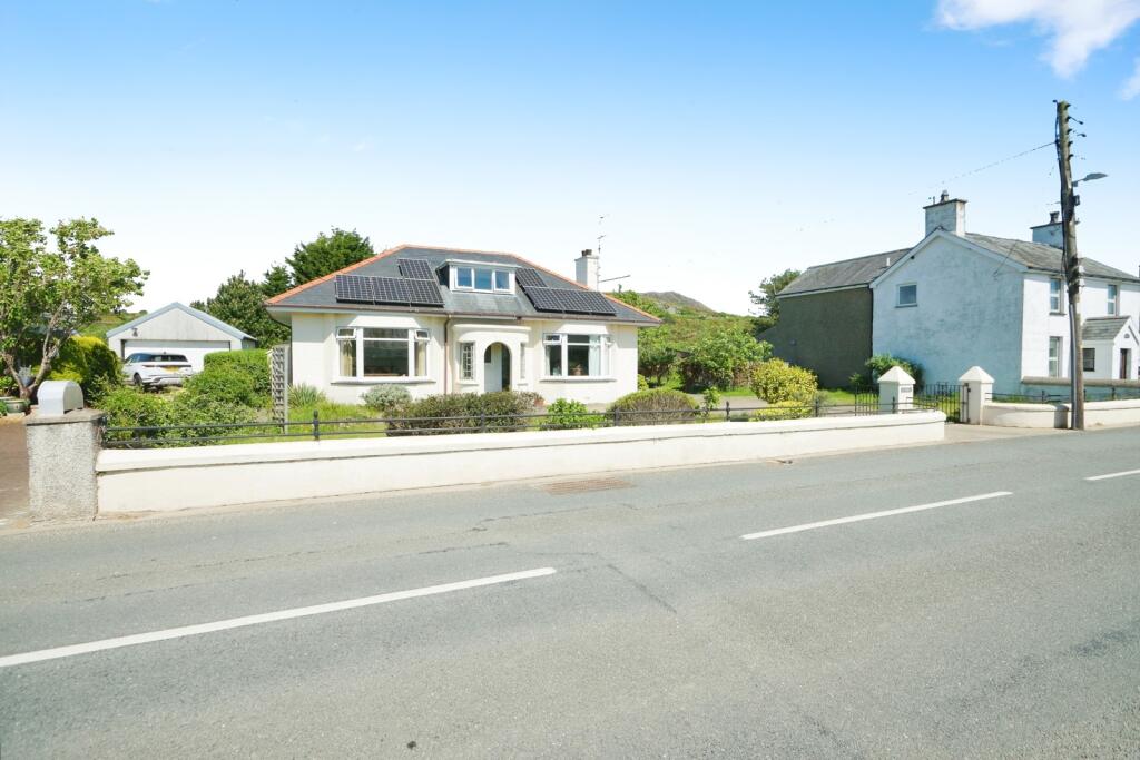 Main image of property: Morfa Bychan, Porthmadog, Gwynedd, LL49