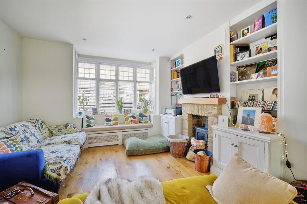 House in London - View 5