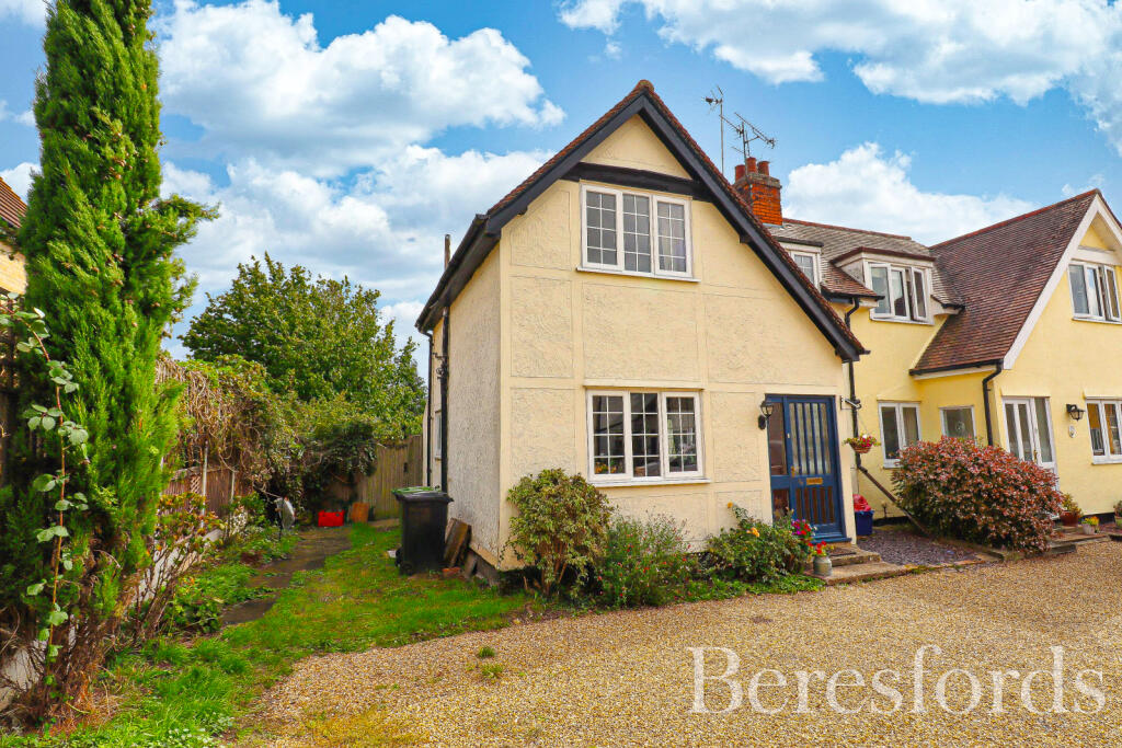 2-bed semi-detached on Springfield Cottages, Heybridge, CM9, £330,000