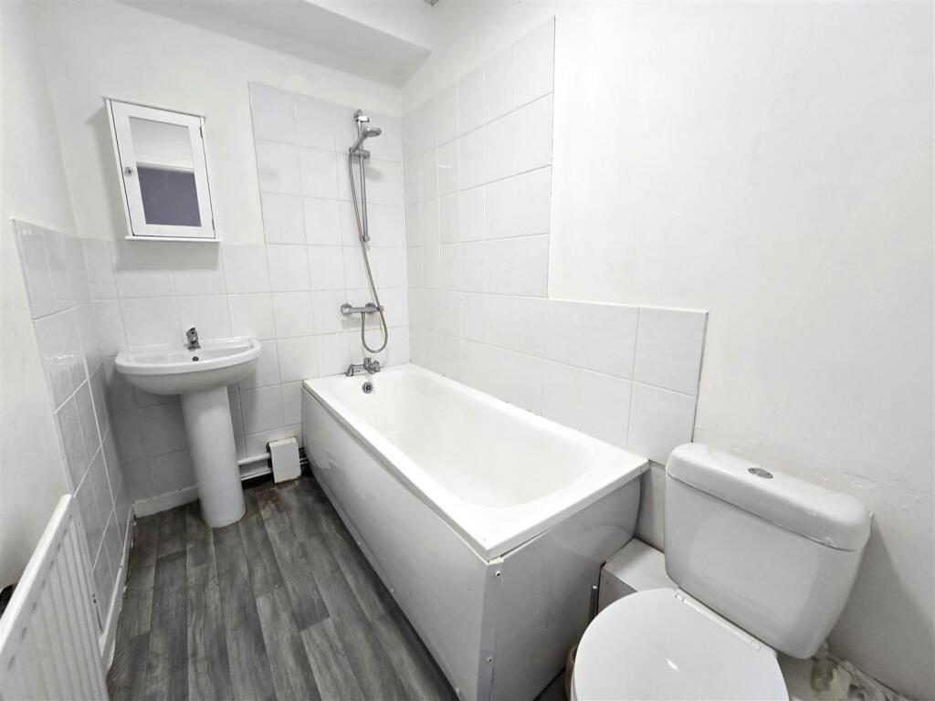 House in Burnley, Padiham - View 4