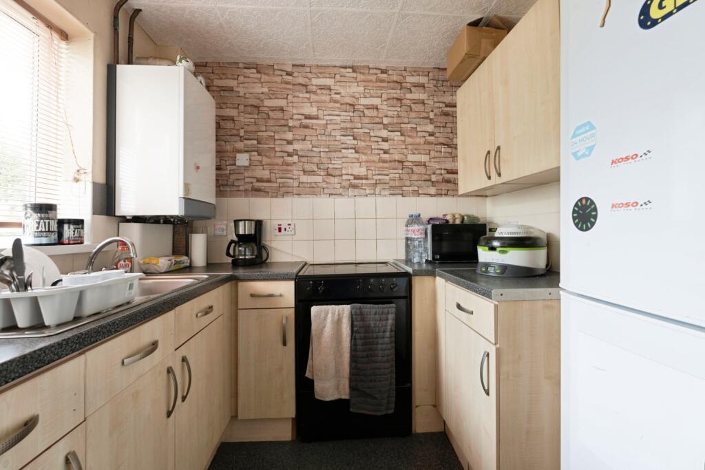 House in Pendle, Nelson - More