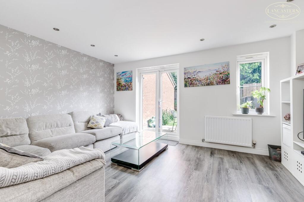Hazel Pear Close, Horwich, Bolton, BL6 photo 2