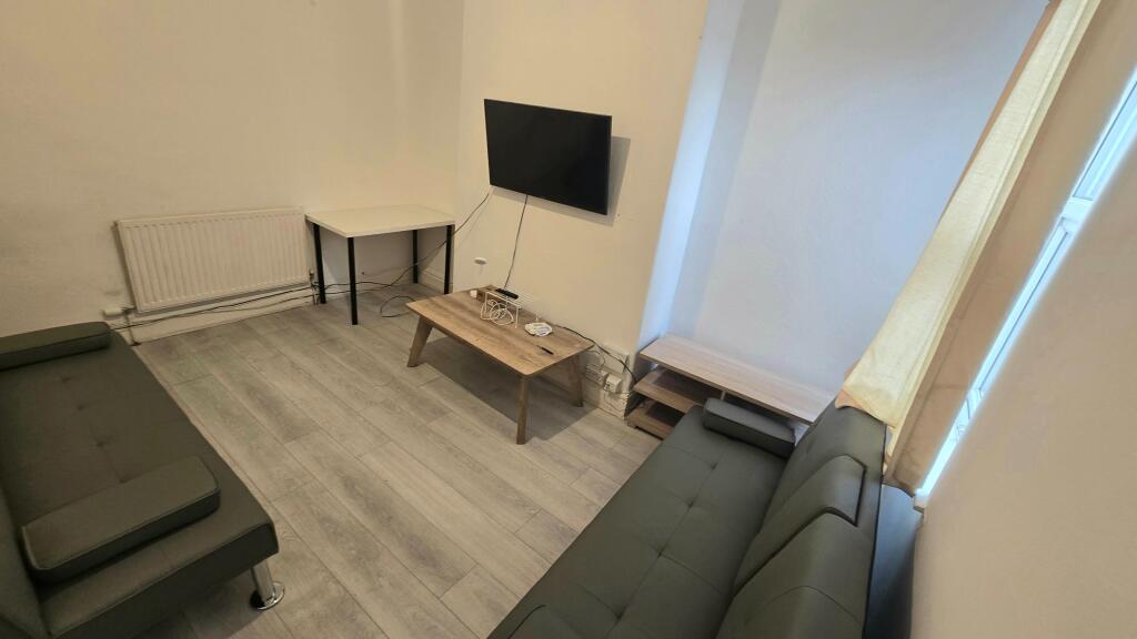 Main image of property: House Share-Laindon Road, Manchester