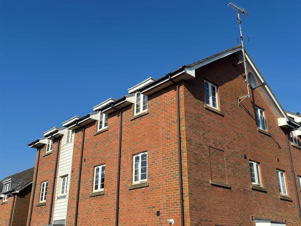 Main image of property: Baker Way, Camber