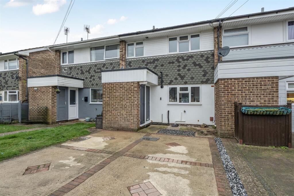 Main image of property: Stroud Green Drive, Bognor Regis