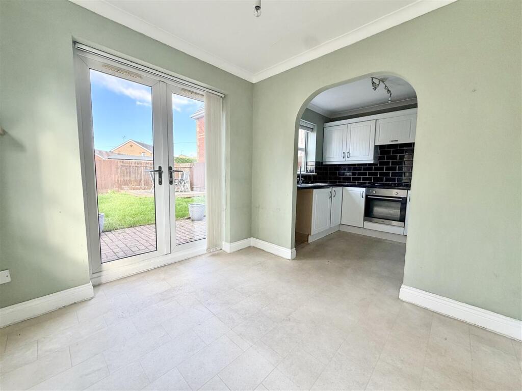 Hemble Way, Kingswood, Hull photo 5