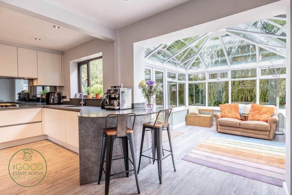 House in Preston, Broughton - View 2