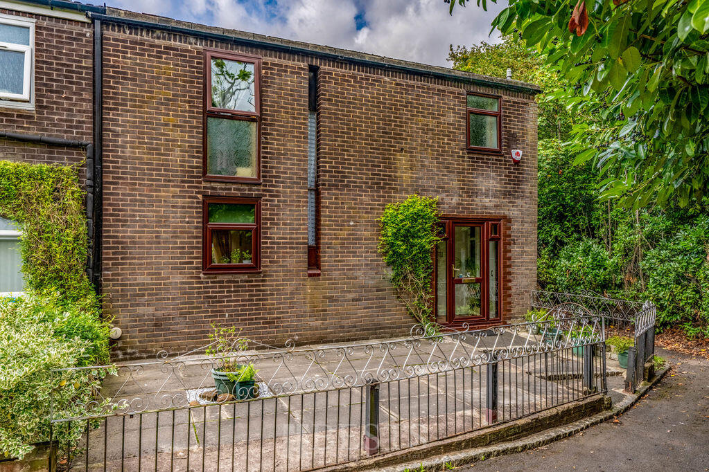 Main image of property: Calvers, Runcorn