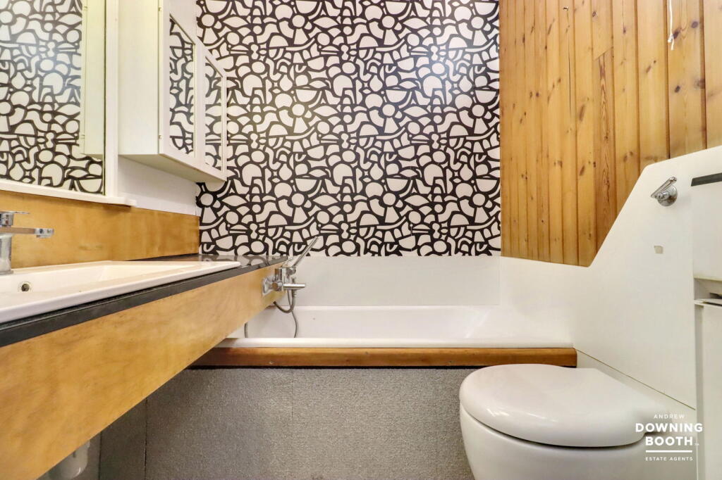 Additional image 16 of Chiptop, Park Lane, Bonehill, B78 3HY