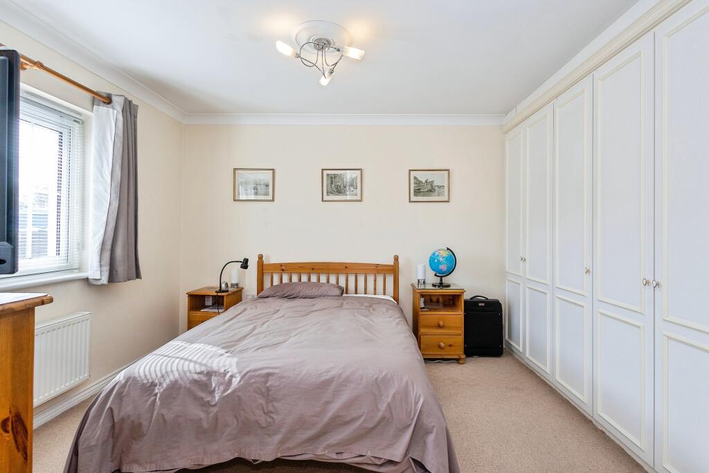 Pepper Close, Hayling Island, PO11 - More