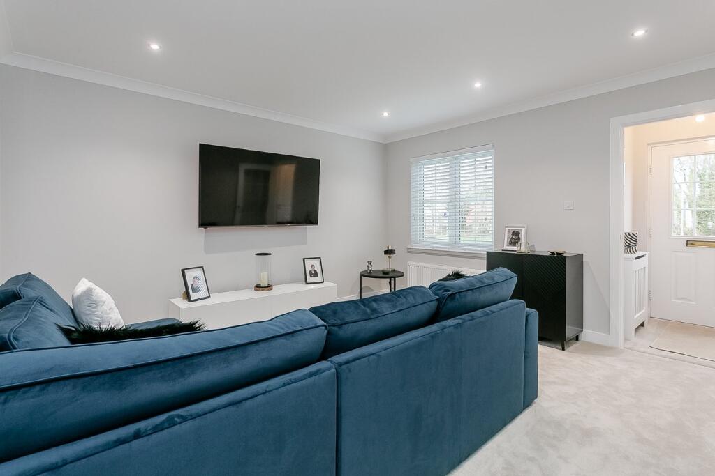 House in Dalkeith, Woodburn - View 2