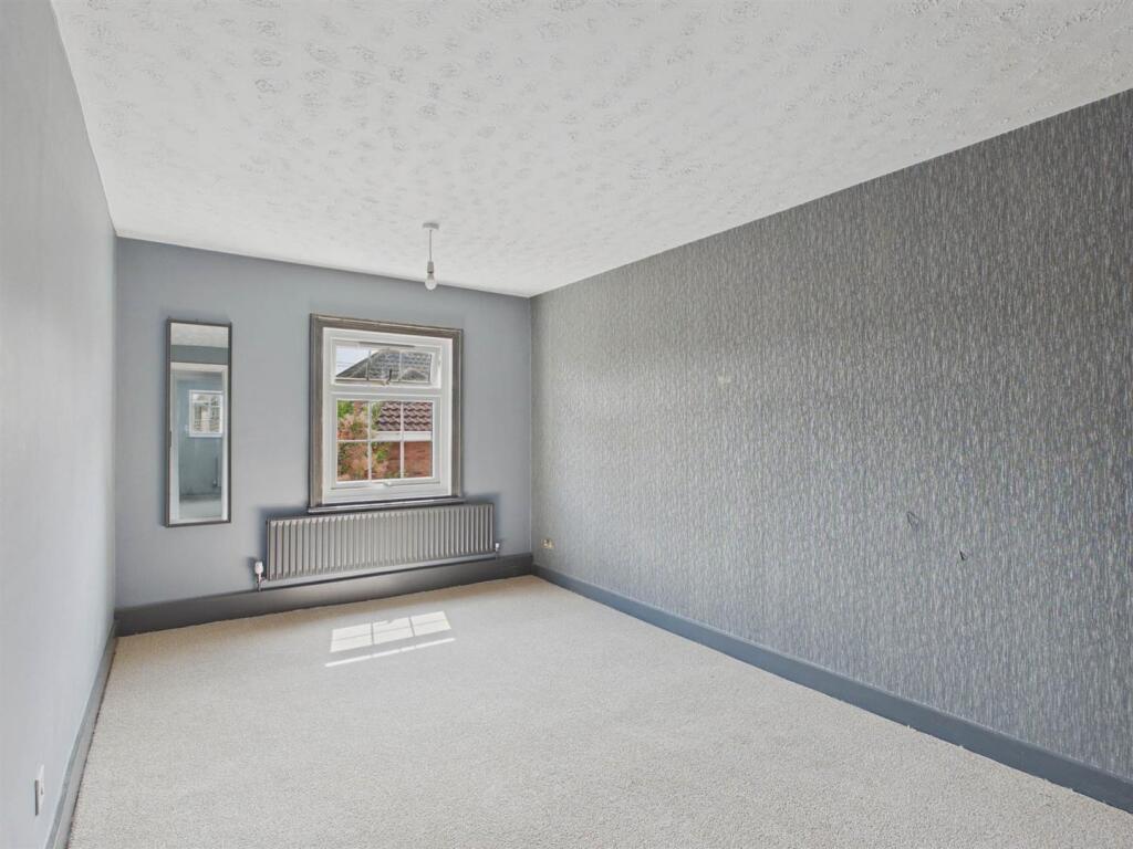 Apartment in Worcester - View 4