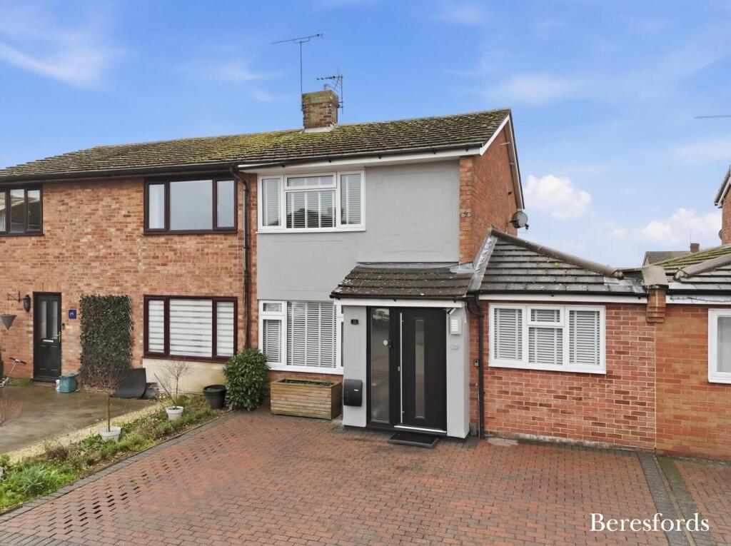 Main image of property: Muscade Close, Tiptree, CO5