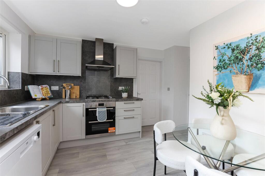 House in Glasgow, South Lanarkshire - View 3