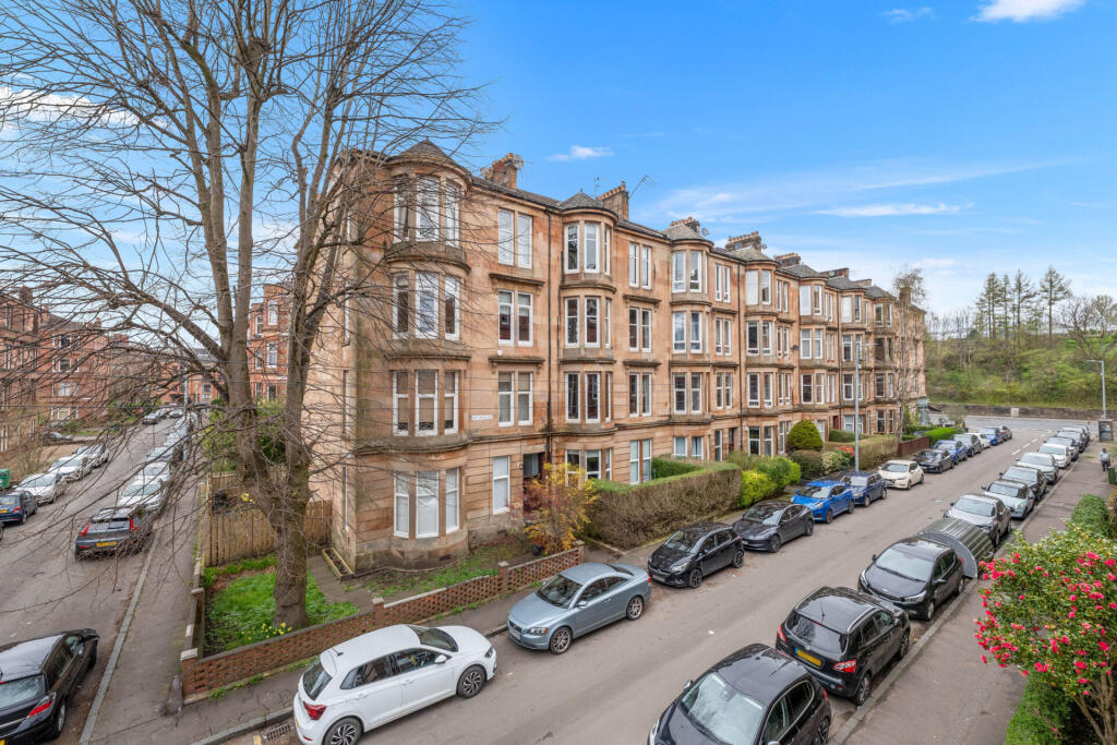 Main image of property: 2/1, 6 Battlefield Avenue, Battlefield, G42 9HW