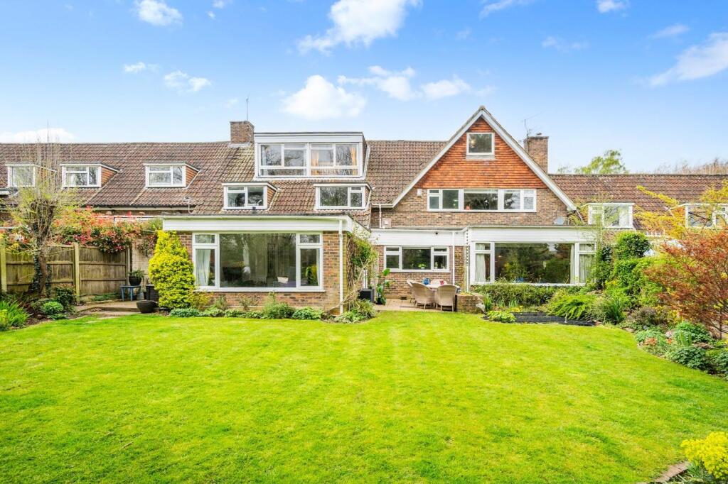 House in Kingston upon Thames - View 2