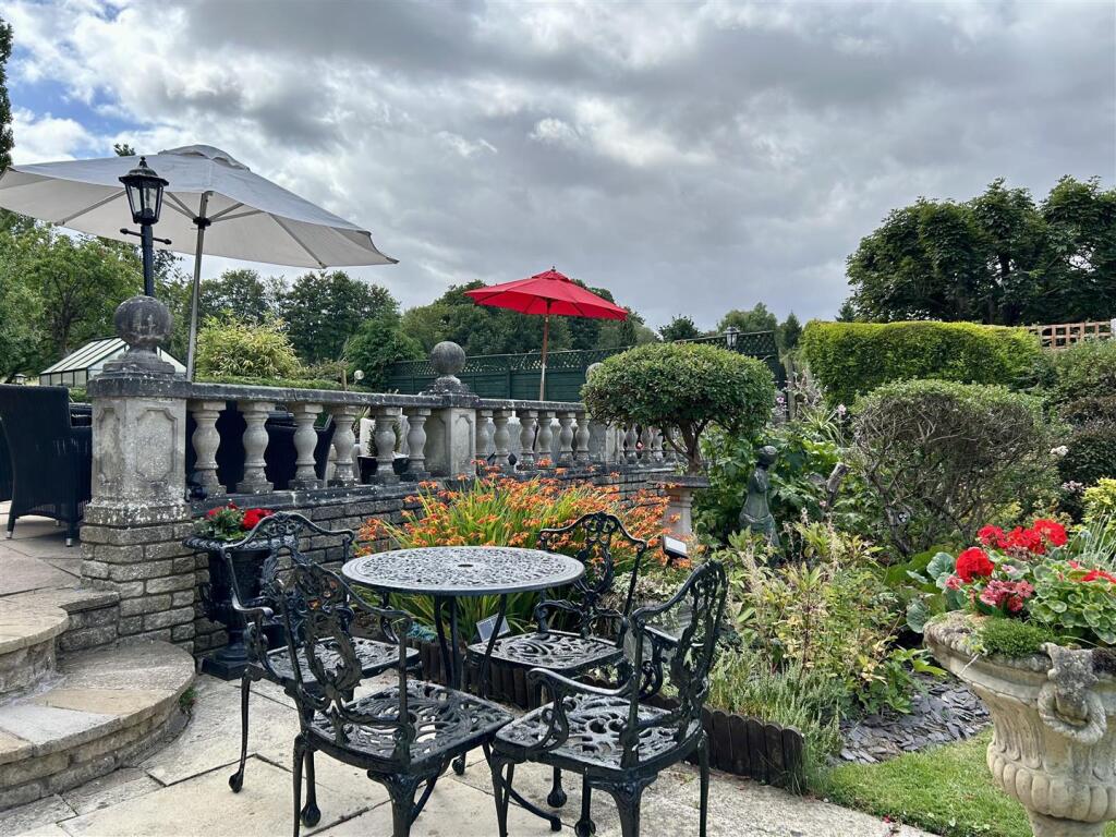 Additional image 32 of Manor Way, Halesowen