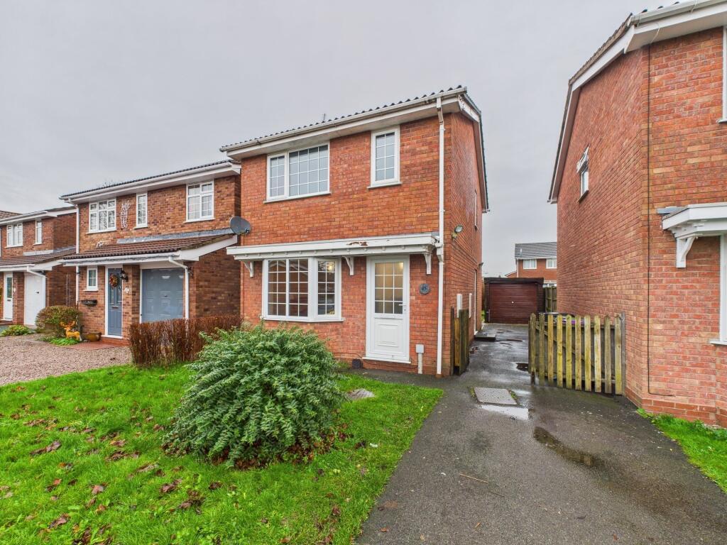 3-bed detached on Forest Road, Market Drayton, Shropshire, £220,000
