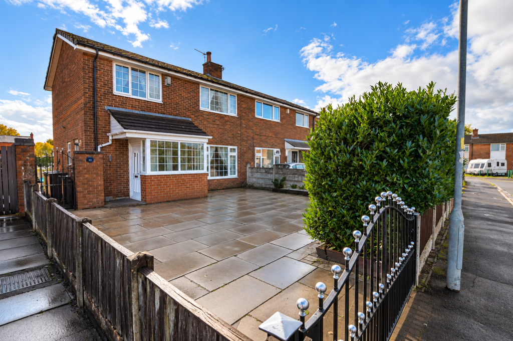 3-bed semi-detached on Enid Place, Bamfurlong, Wigan, WN2 5JR, £200,000