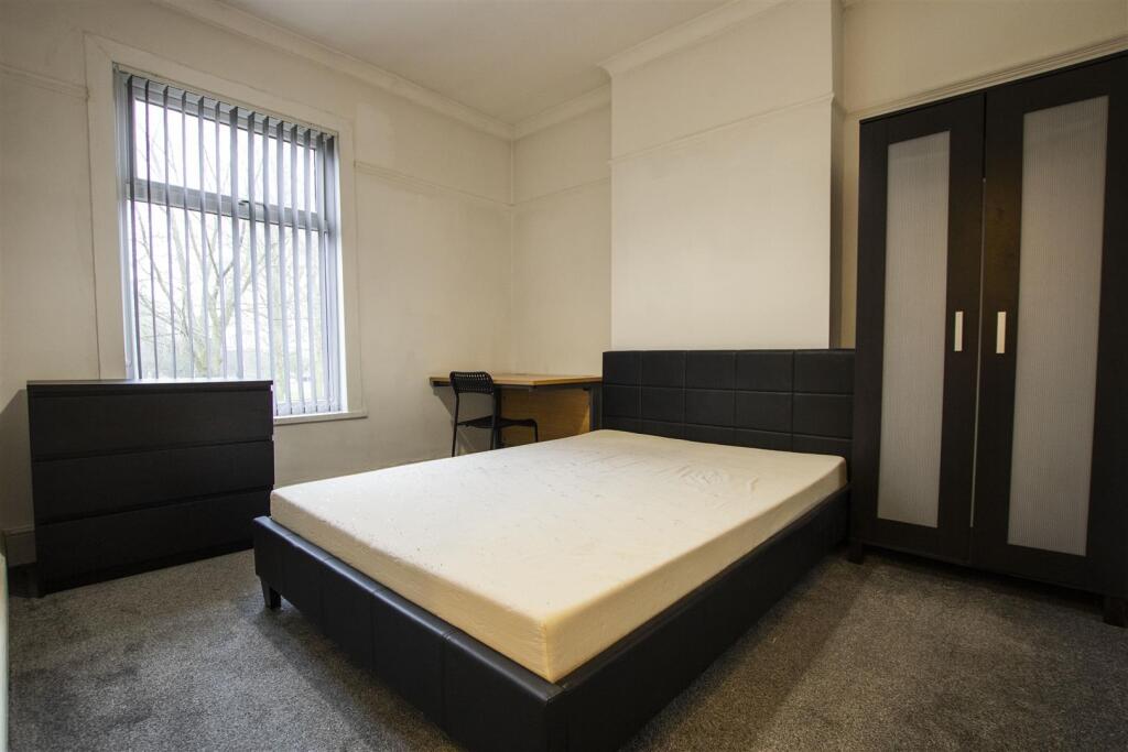 Additional image 8 of Warwards Lane, Birmingham, West Midlands, B29