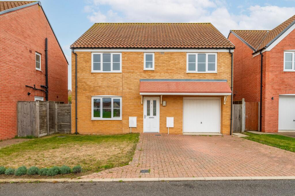 5-bed detached on Jackson Close, Bradwell, £350,000