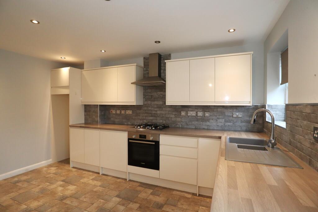 Moorhen Close, Witham St Hughs, LN6 photo 3