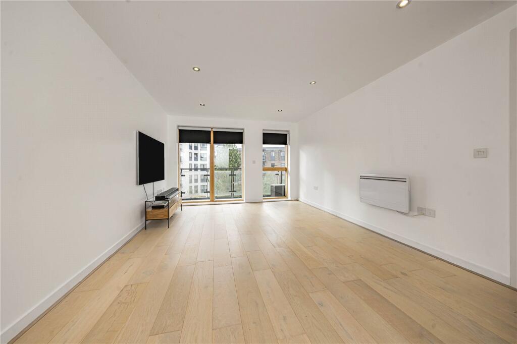Lawrie House, London, SW19 photo 3