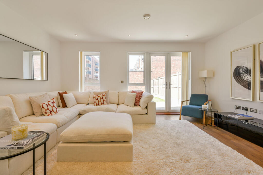 House in London - More