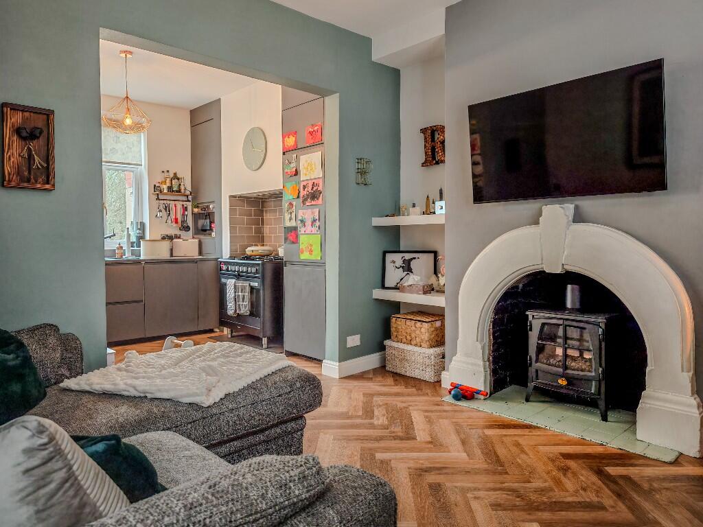 House in Tameside, Greater Manchester - View 5