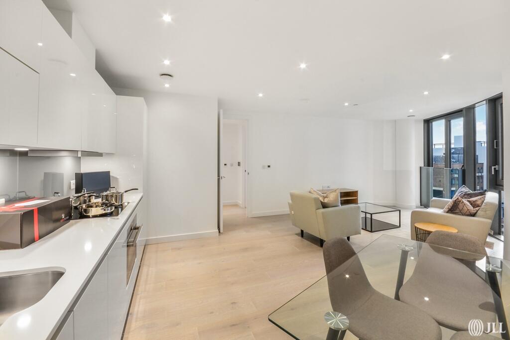 Apartment in London - More