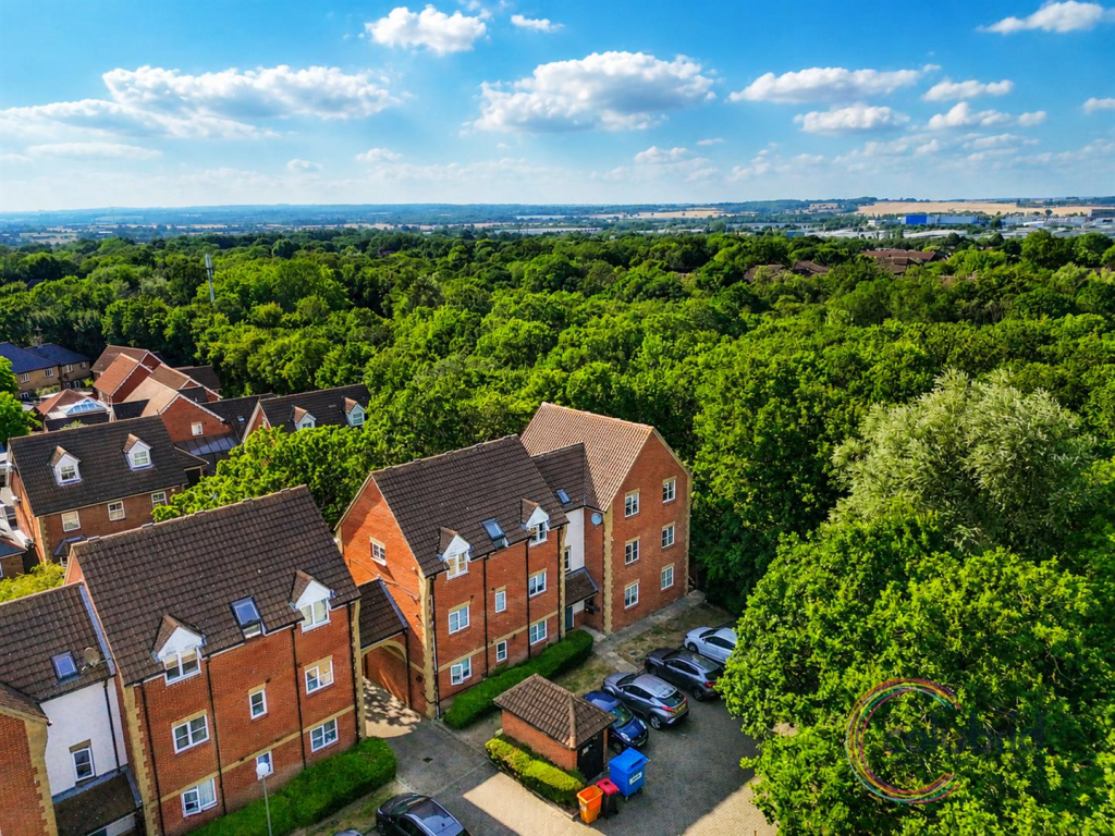 Main image of property: Carte Place, Langdon Hills