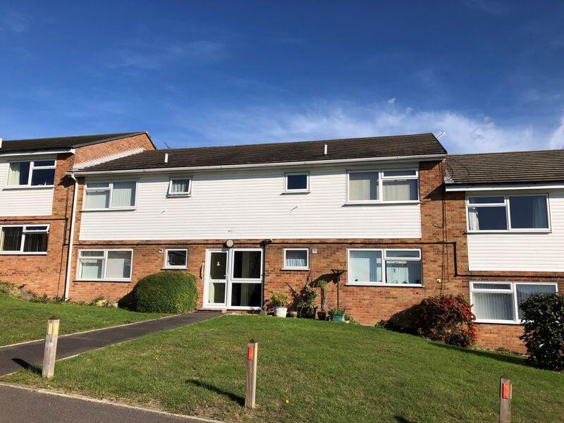 1-bed other on Prince Charles Avenue, Southdowns Retirement Village, South Darenth, £165,000