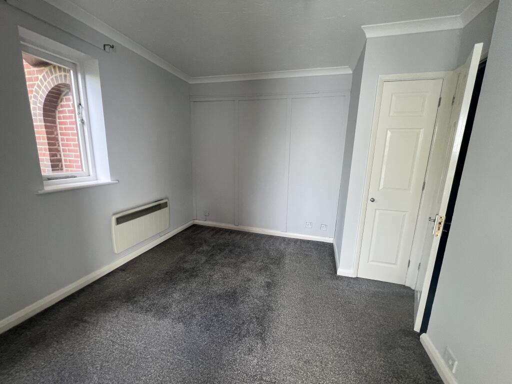 Apartment in Hungerford, West Berkshire - View 4