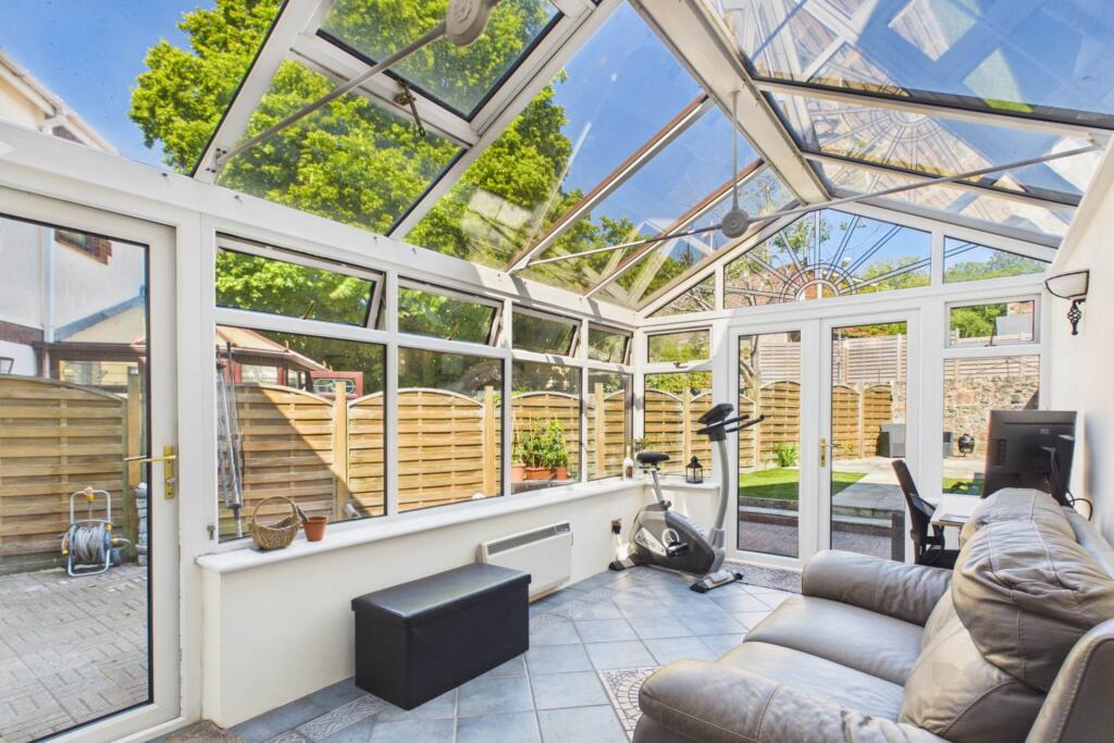 House in London, Ladywell - More