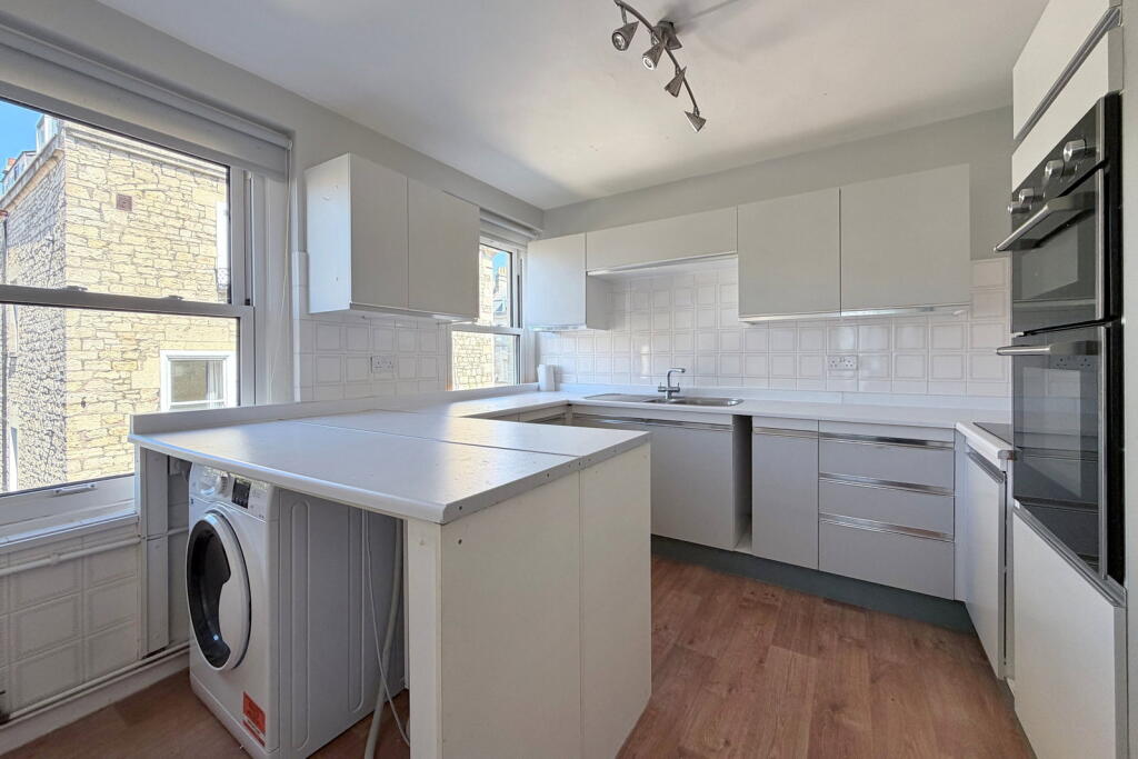 Apartment in Bath - View 5