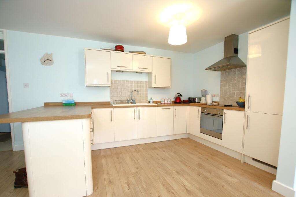 Apartment in Winchester, Hampshire - View 3