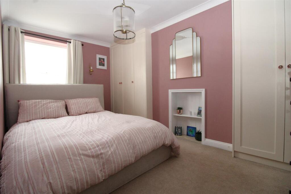 South Terrace, Littlehampton, West Sussex photo 5