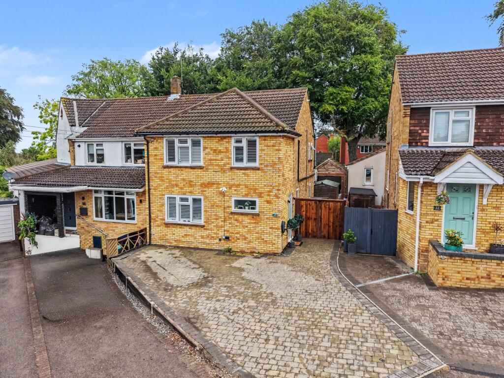 Main image of property: Byrd Walk, Baldock, SG7
