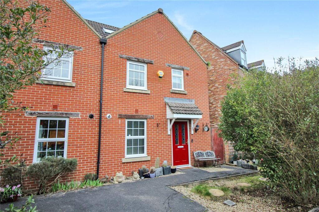 Main image of property: Charmind Walk, Winterbourne Road, Swindon, Wiltshire, SN25
