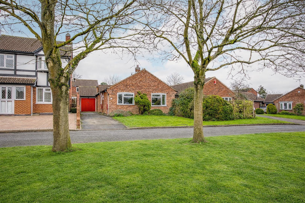 Main image of property: Springwood Drive, Oakwood, Derby