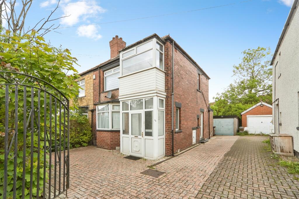 Main image of property: Lawrence Crescent, Leeds