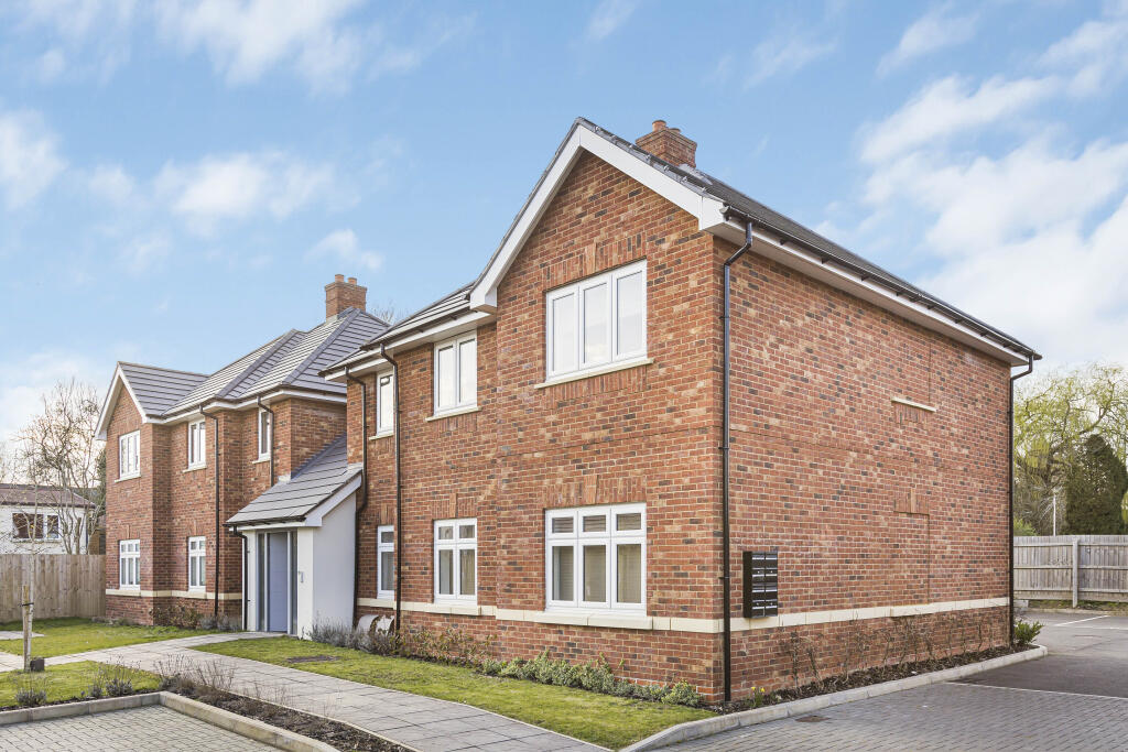 Main image of property: Peckworth Close, Lower Stondon, Henlow, SG16