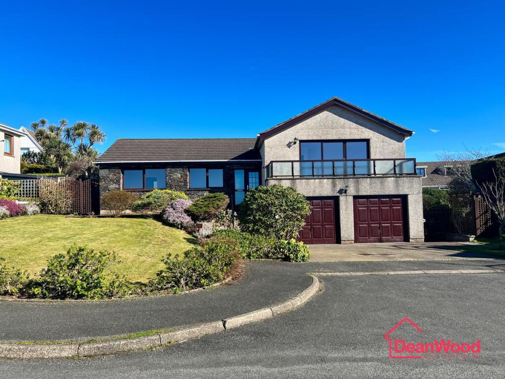 18 Banks Howe, Onchan, Isle of Man photo 2