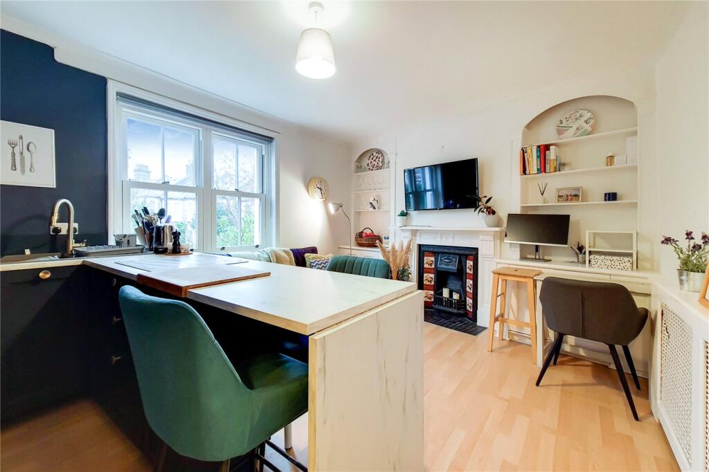 Main image of property: Taybridge Road, 
Clapham Common, SW11