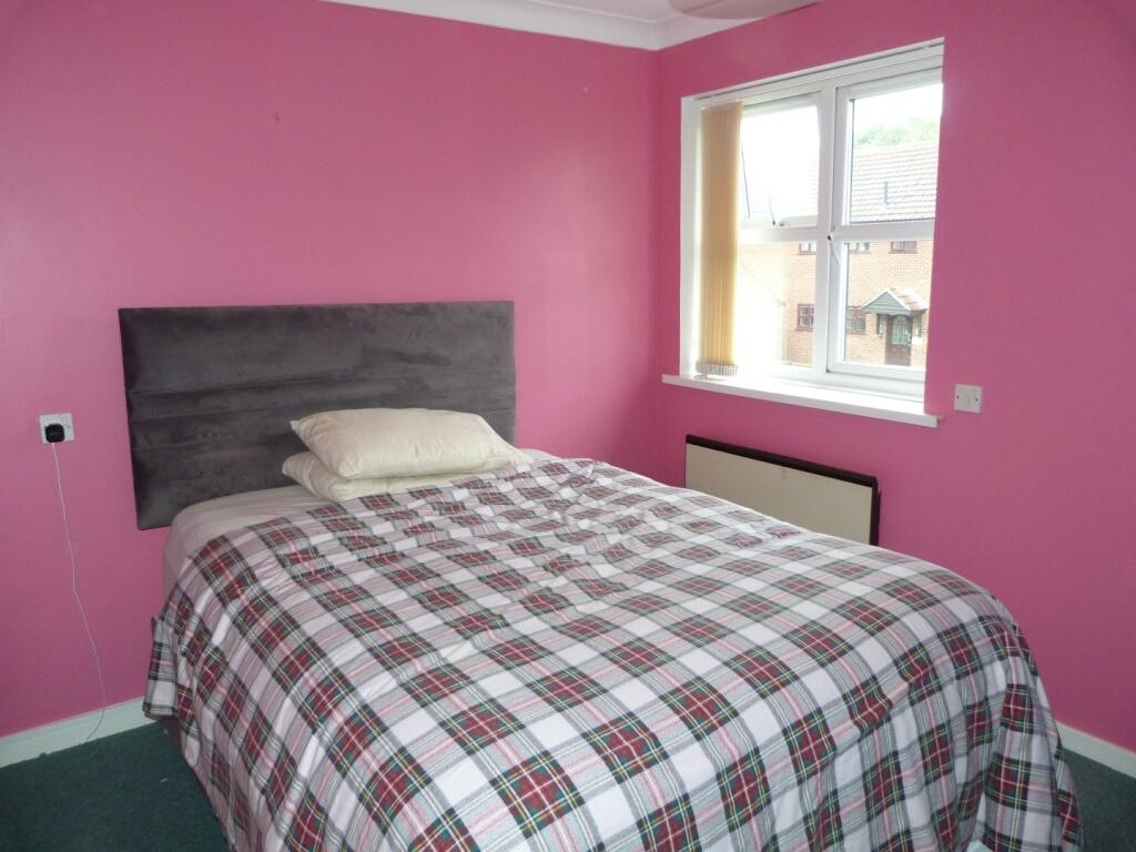 Apartment in Canterbury - View 5