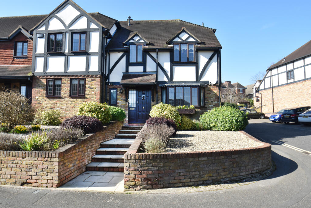 Main image of property: The Chyne, Gerrards Cross, Buckinghamshire, SL9